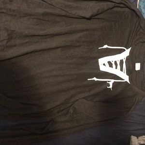 VSPINK LONG SLEEVE LACE UP TEE